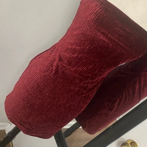 NAKED WARDROBE TEXTURE PLUSH VELVET TUBE DRESS BURGUNDY/WINE  BODYCON BURNOUT - Picture 8 of 14